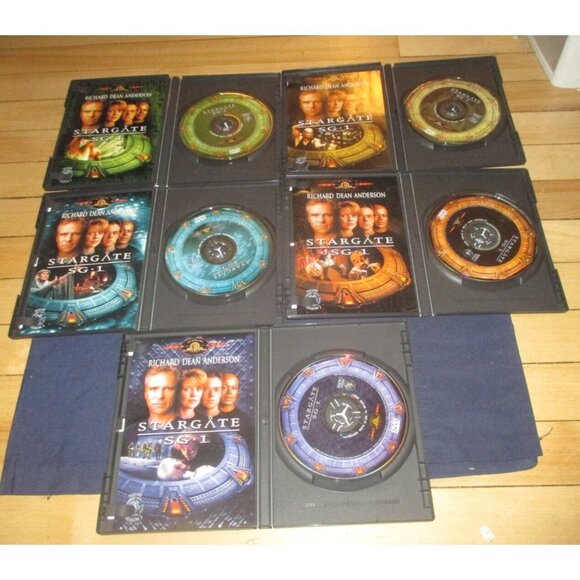 Stargate SG-1 - Complete Third Season (DVD, 2003, 5-Disc Set) - Picture 7 of 7